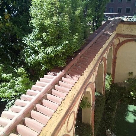 ℒovely & ℰlegant Studio Next To Duomo/Missori Milan Bagian luar foto