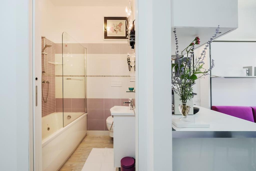 ℒovely & ℰlegant Studio Next To Duomo/Missori Milan Bagian luar foto