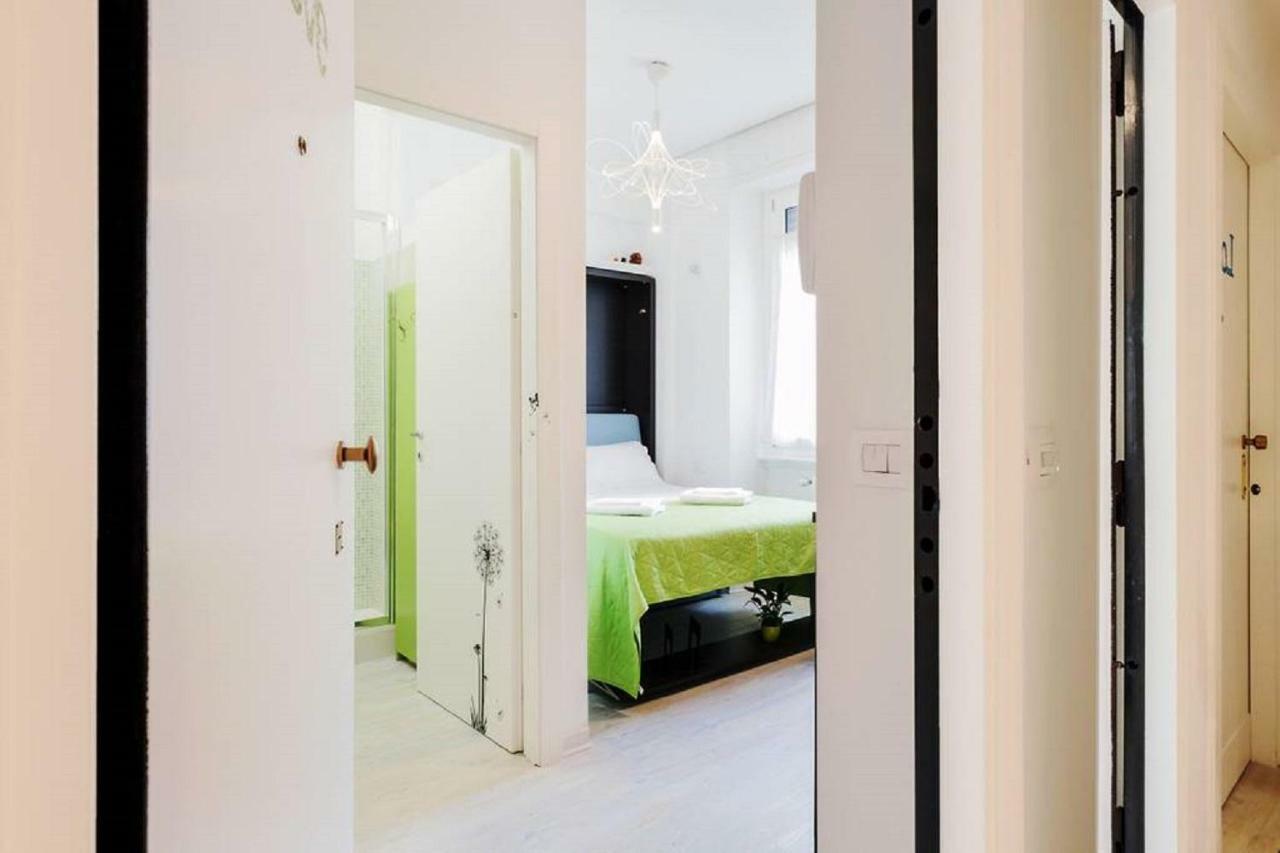 ℒovely & ℰlegant Studio Next To Duomo/Missori Milan Bagian luar foto