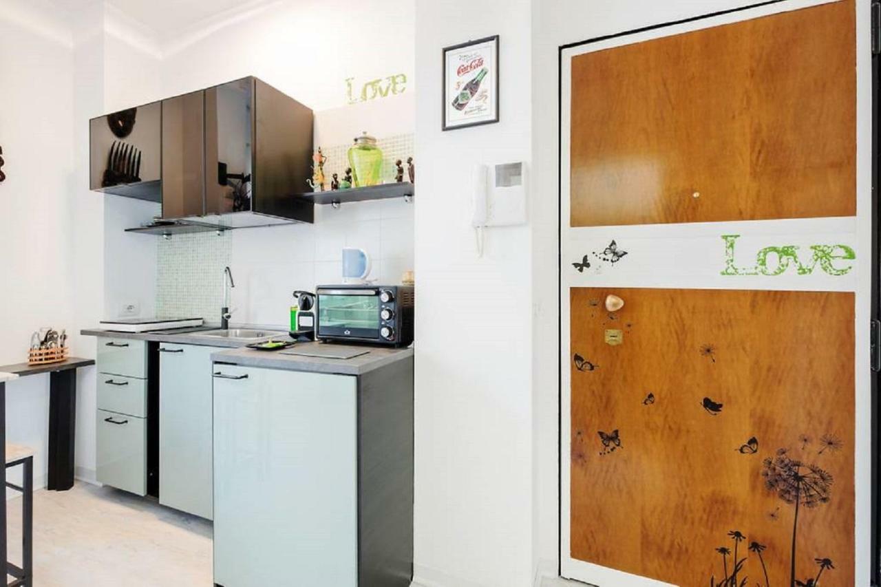 ℒovely & ℰlegant Studio Next To Duomo/Missori Milan Bagian luar foto