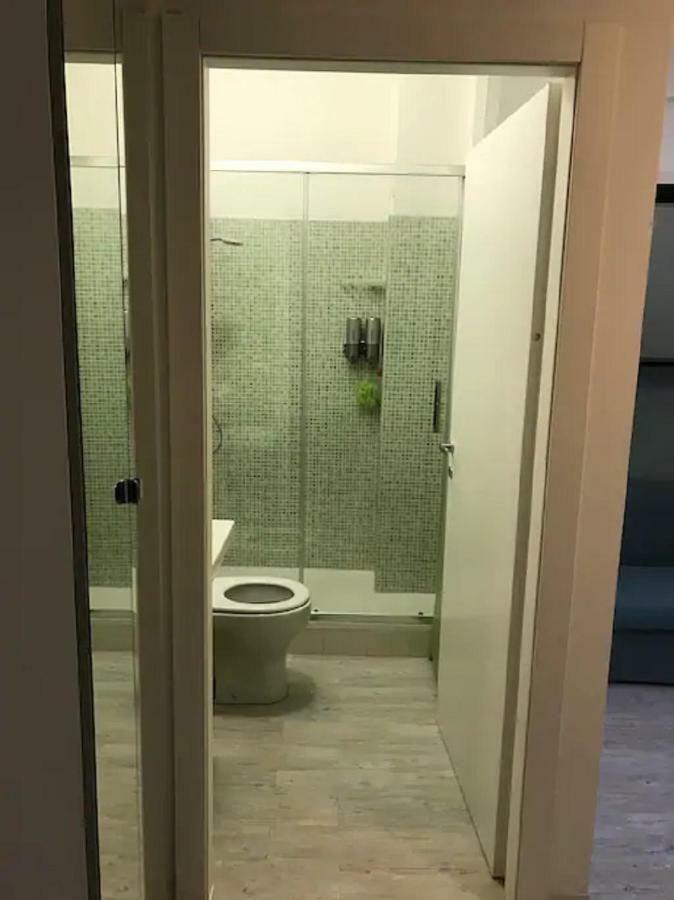 ℒovely & ℰlegant Studio Next To Duomo/Missori Milan Bagian luar foto